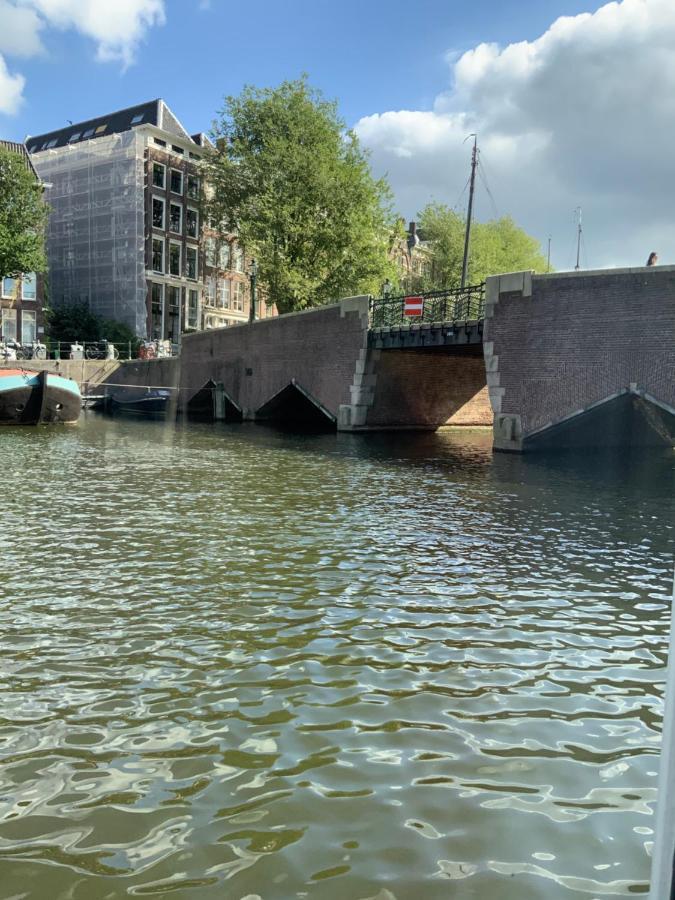 Boat No Breakfast Hotel Amsterdam Eksteriør billede